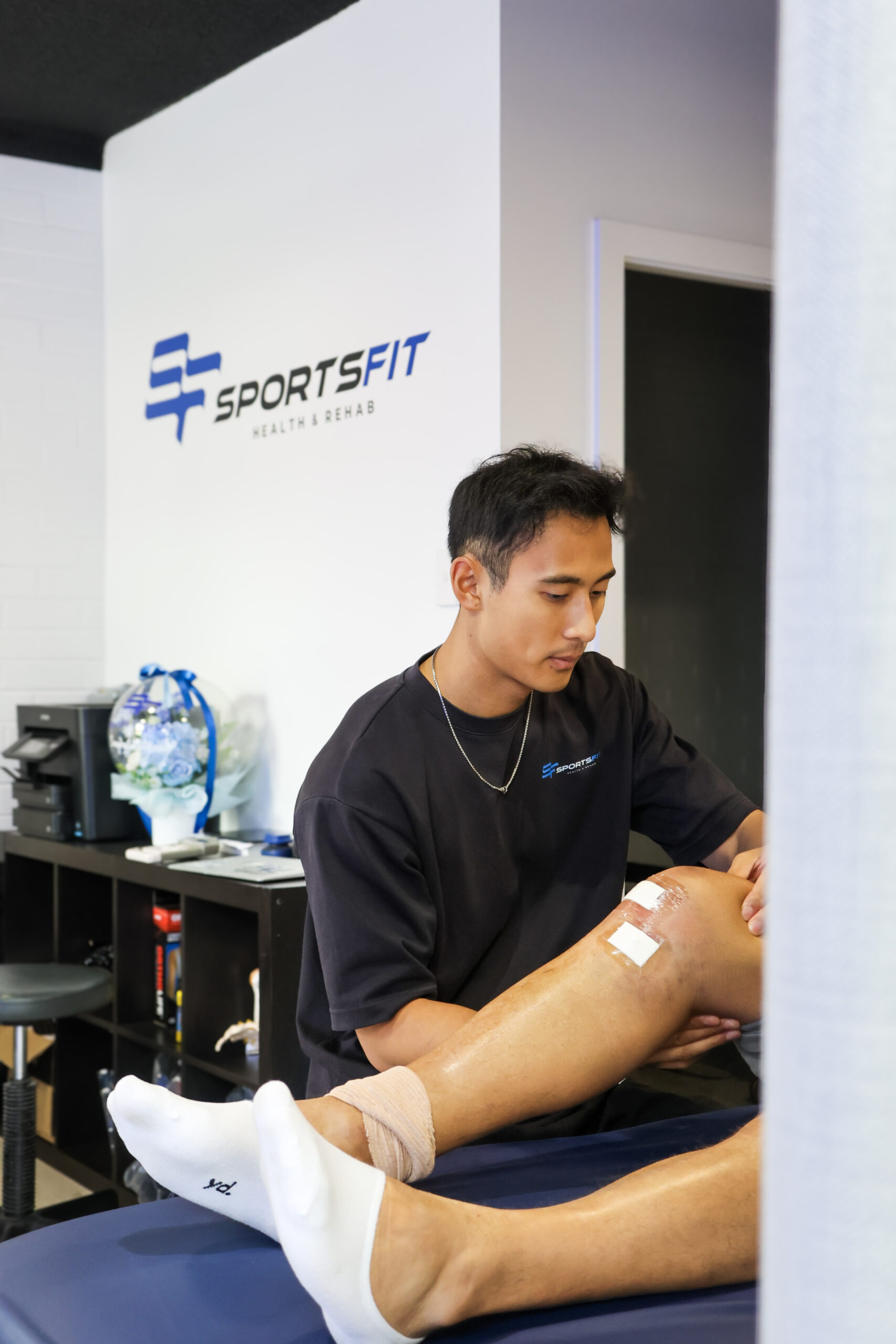 Seth Chen ACL examination